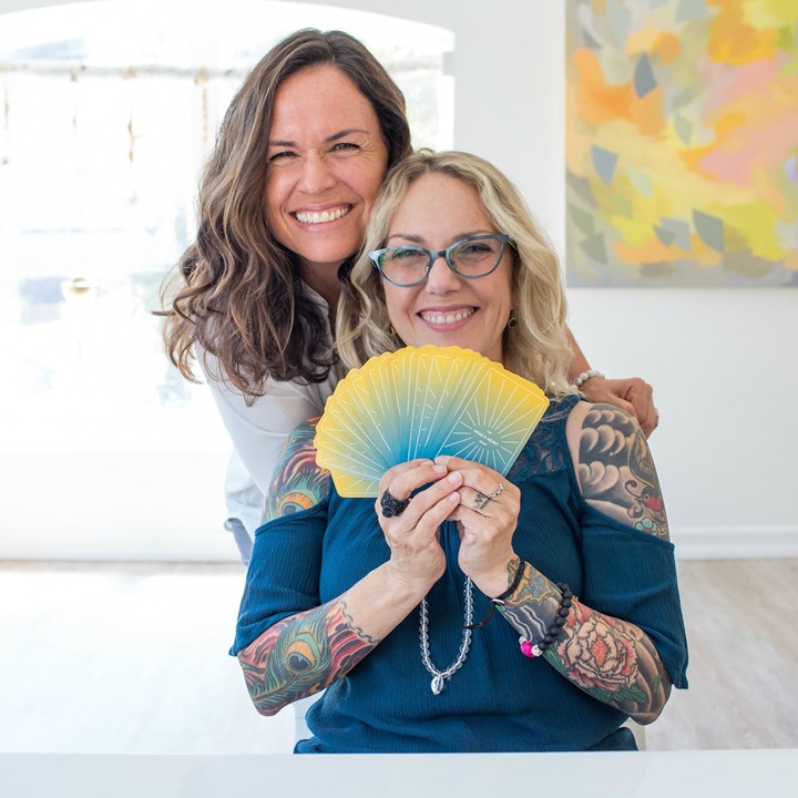  Member Spotlight: Tarot with Johanna Beyer and Ariane Trélaün